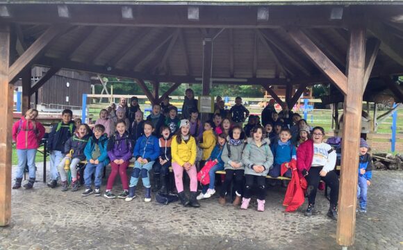 Besuch auf der Jugendfarm